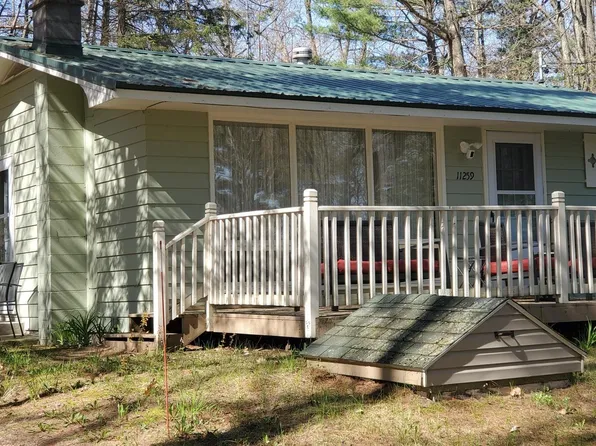 11259 Alpine Dr, Lake, MI 48632