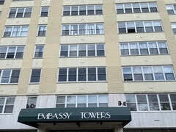 2625 Park Avenue #9P, Bridgeport, CT 06604