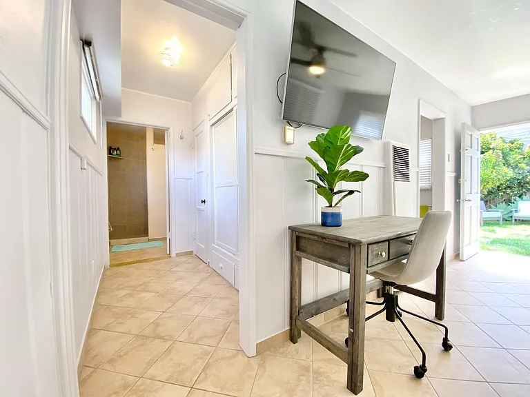 1863 Oliver Ave #5 — Photo 5