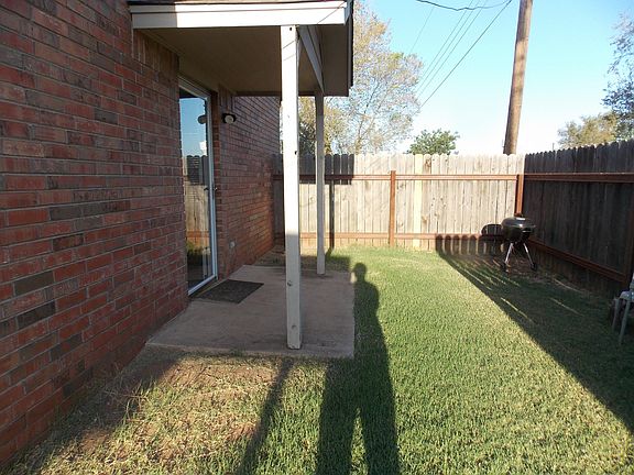 semi private back yard