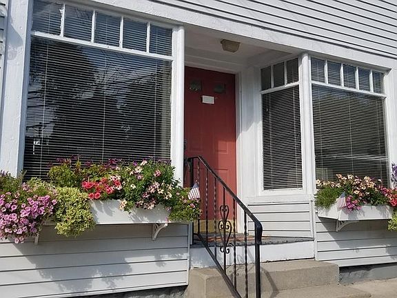 4th image of 59 Essex St