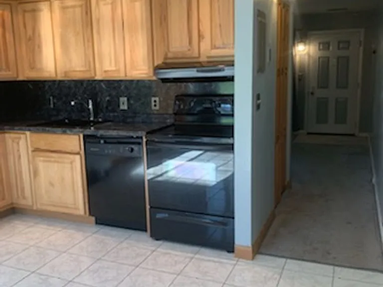 967 Stratford Ct — Photo 13