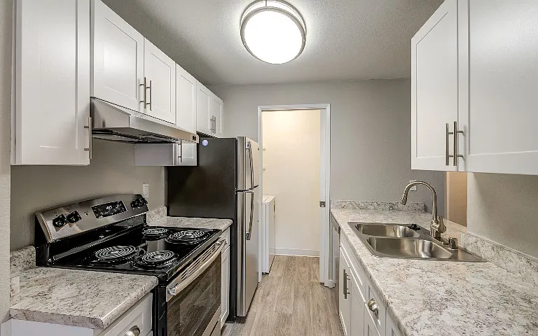 Avana Chestnut Hills — Photo 14