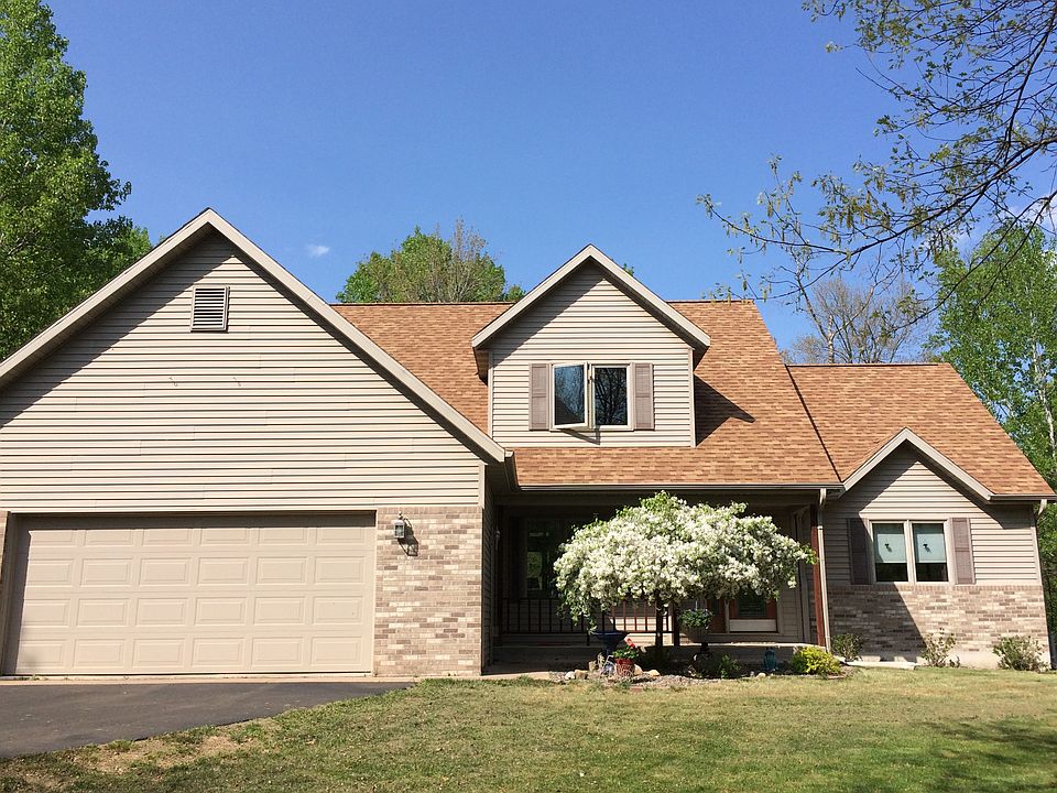 Front view of home