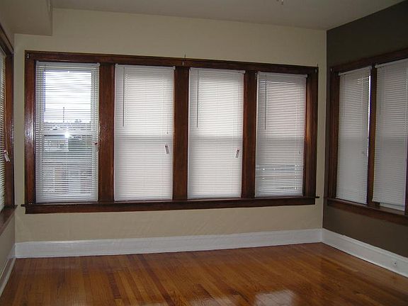 2nd image of 6621 S Richmond St