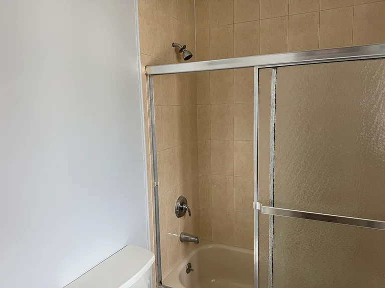 136 South Ave #2 — Photo 3