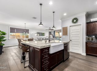 2738 E CHERRY HILL Drive, Gilbert, AZ 85298