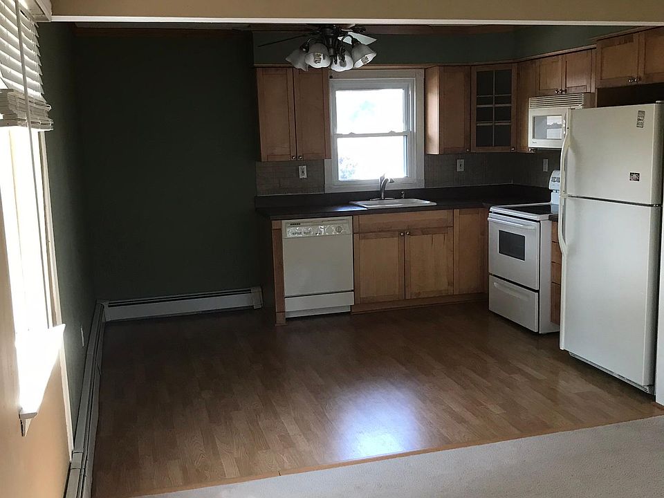 1st image of 30 Beach St Floor 2