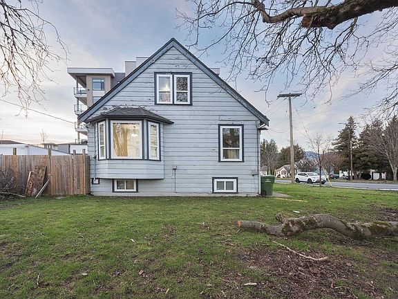 4th image of 45726 Spadina Ave