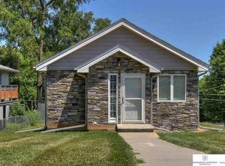 5659 S 49th St, Omaha, NE 68117