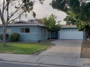 406 Atlantic Ave, Shafter, CA 93263