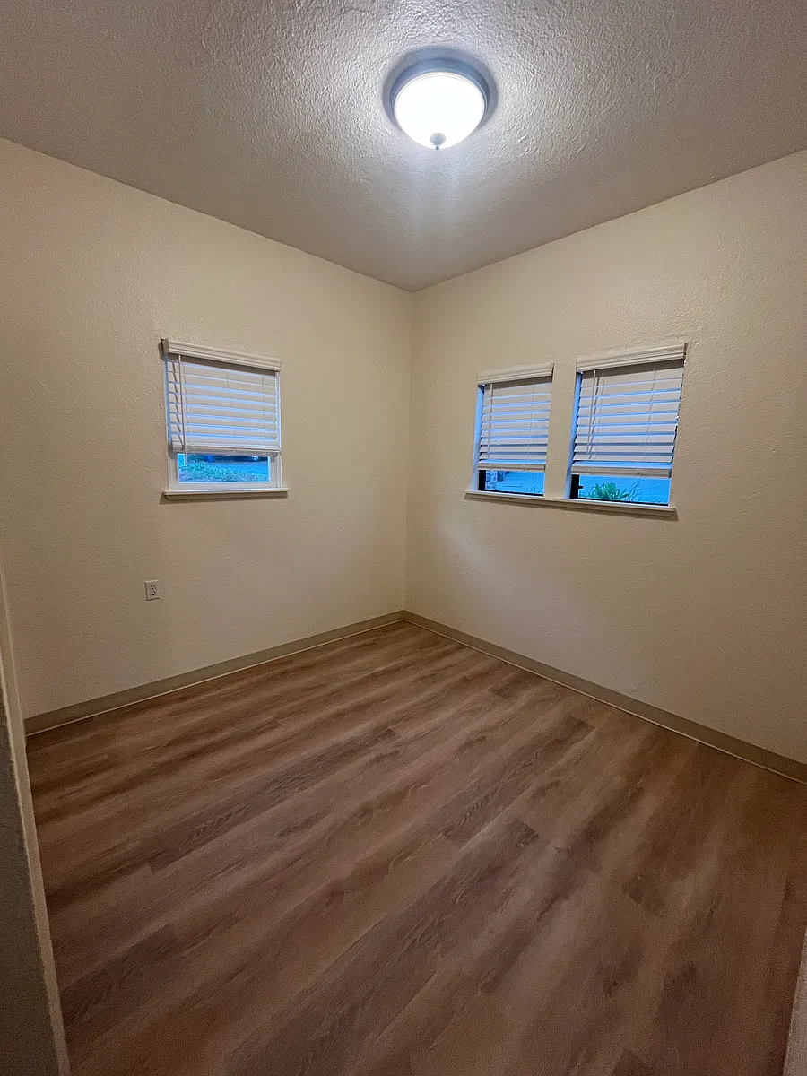 Building Photo - 426 Capitola Rd #1