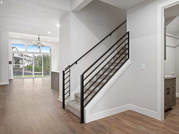 5th image of 3517 N 11th Cir