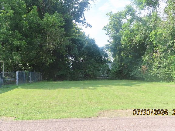 5th image of 326 Allen Ave