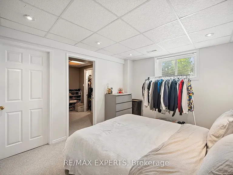 11 Penton Dr — Photo 19