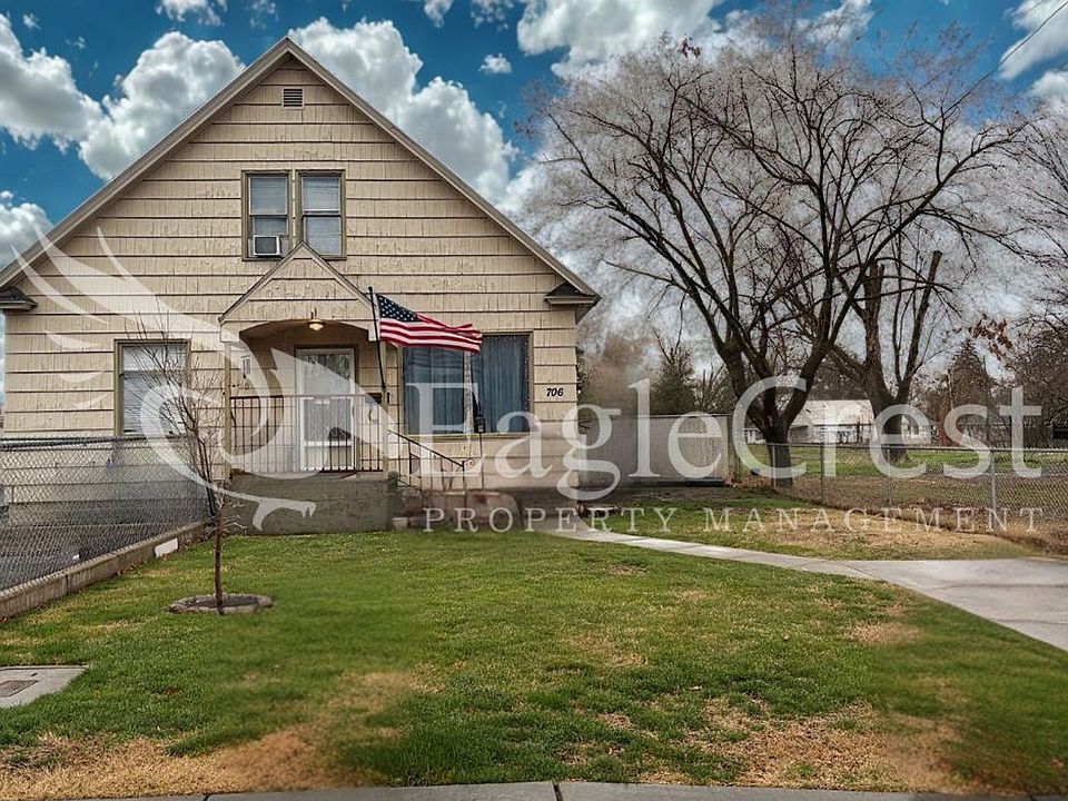 1st image of 706 S College Ave #204