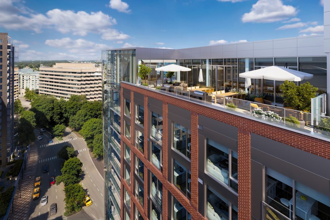 Outdoor Terrace w/ City Views