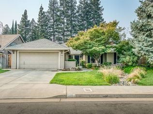 726 E Wood Duck Cir, Fresno, CA 93730