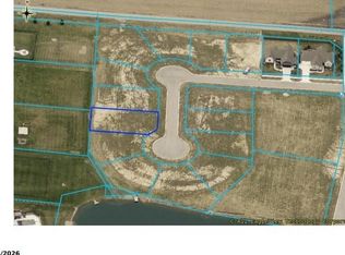6530 White Willow Ln, Auburn, IN 46706