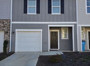 521 Campeche Dr, Locust Grove, GA 30248