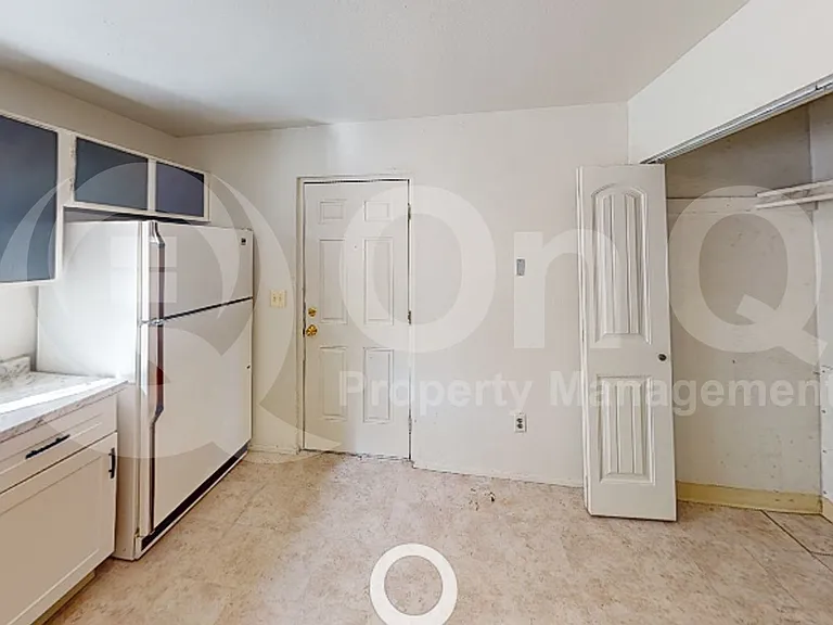 4402 E Pima St — Photo 5