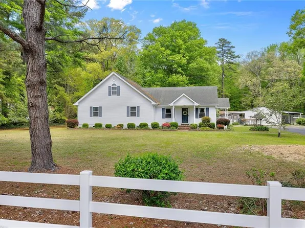 608 Benefit Rd, Chesapeake, VA 23322