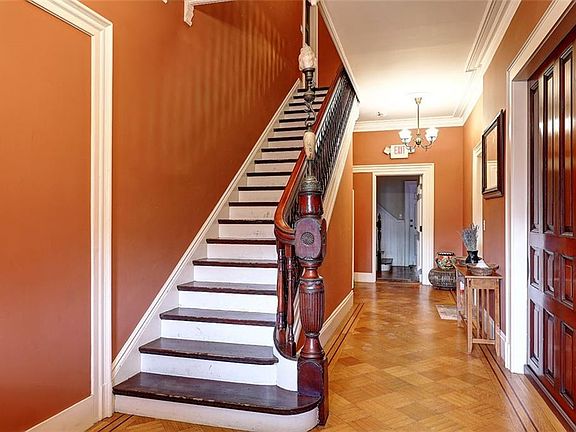 2nd image of 1447 Westminster St APT 3