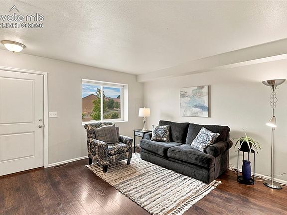 4th image of 5362 Solar Ridge Dr