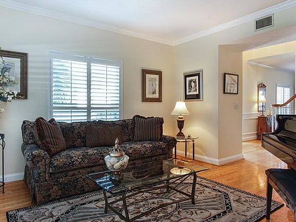 5th image of 4804 W San Miguel St