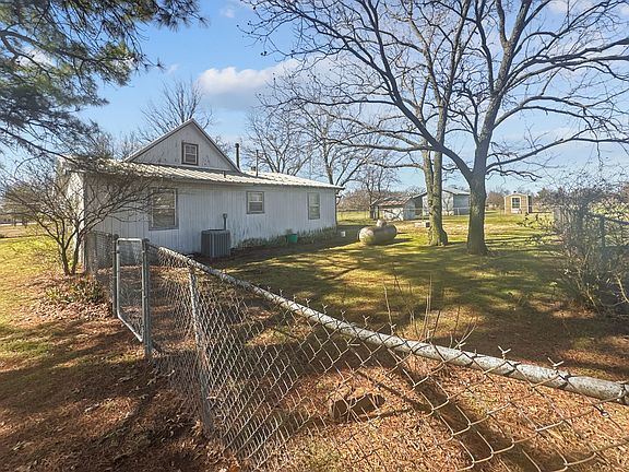 5th image of 13023 Big Indian Rd