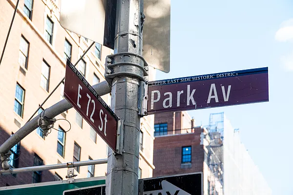 Sold by Douglas Elliman | media 16