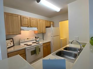 1000 Green Tree Rd #201, Fredericksburg, VA 22406