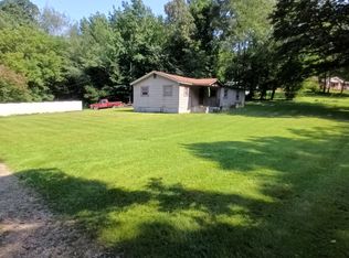 1233 N Charlotte St, Dickson, TN 37055