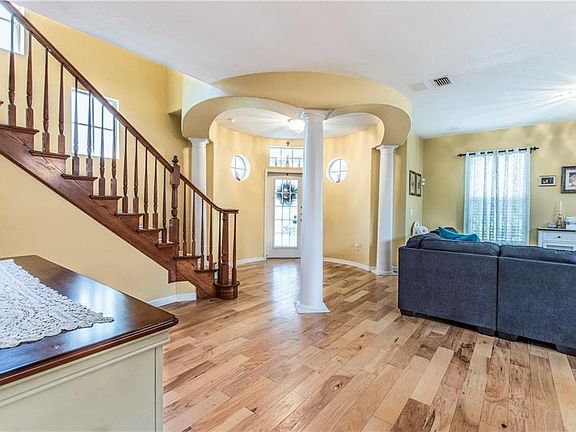 3rd image of 10601 Wild Meadow Way