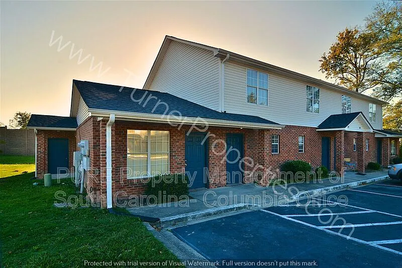 2 bed, 1.0 bath, 868 sqft, $925 — Photo 4