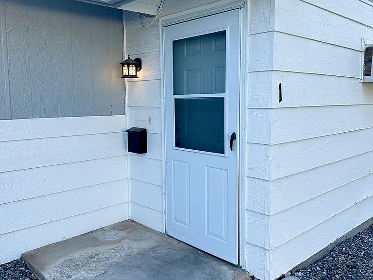144 Smith Ave #11 — Photo 2
