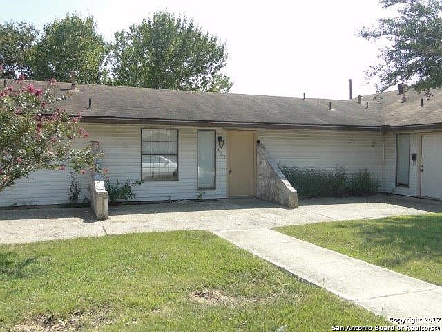1st image of 623 Oak Park Dr #623