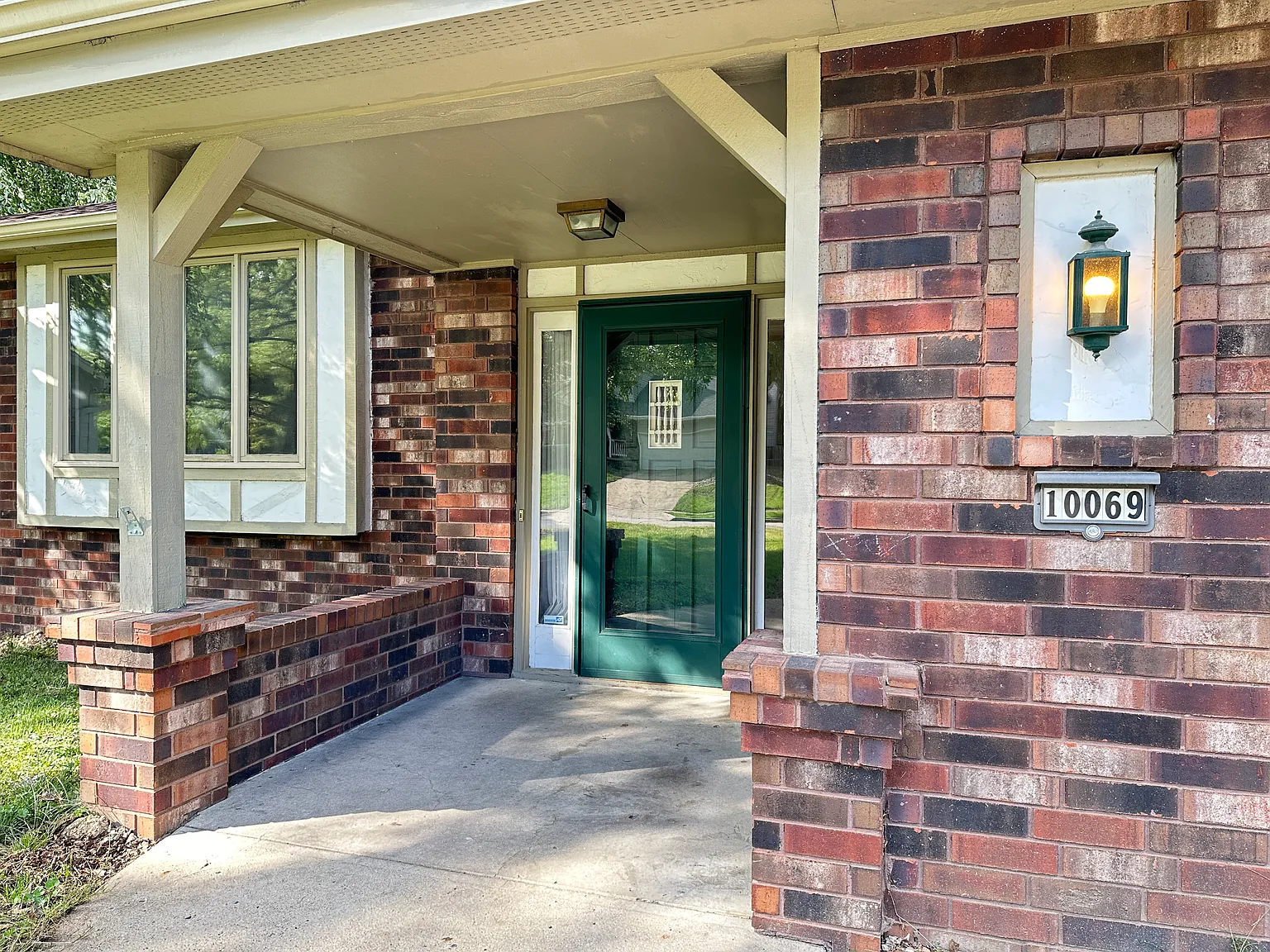 4 bed, 3.5 bath, 2108 sqft, $2,450 — Photo 4
