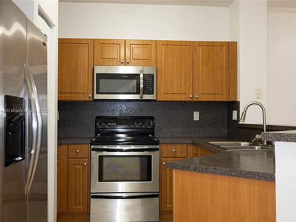 3rd image of 8857 N Isles Cir #0