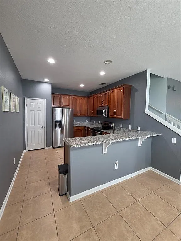 3 bed, 3.5 bath, 1893 sqft, $2,500 — Photo 4