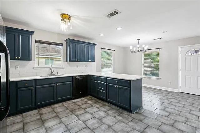 3 bed, 2.0 bath, 1530 sqft, $1,875 — Photo 4