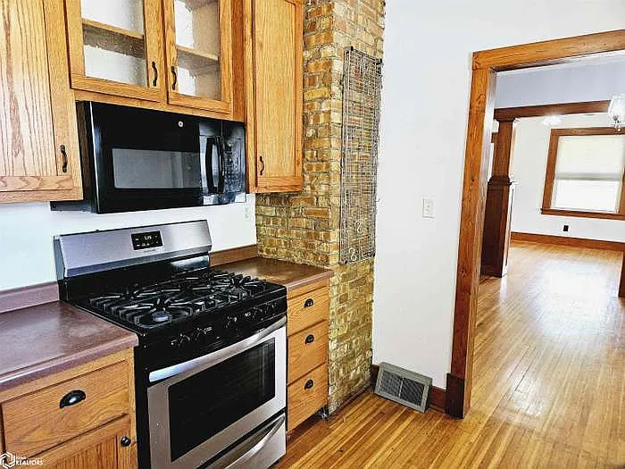 206 NE 1st St — Photo 10
