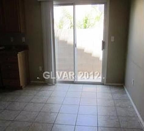 4th image of 9290 Hainsworth Ave