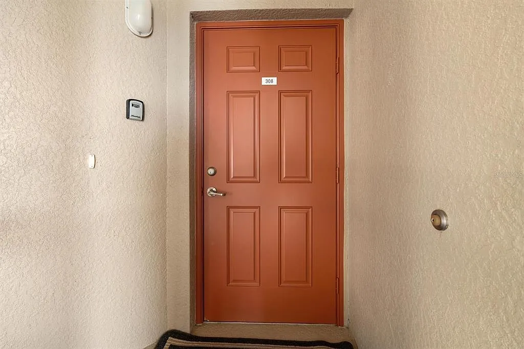 2 bed, 2.0 bath, 1297 sqft, $2,800 — Photo 4