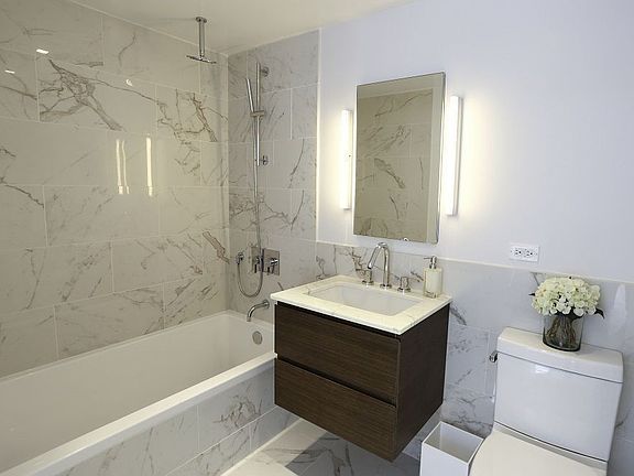4th image of 325 Lexington Ave APT 4E