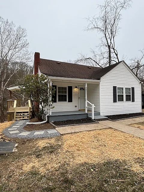 3 bed, 1300 sqft, $1,500 — Photo 3