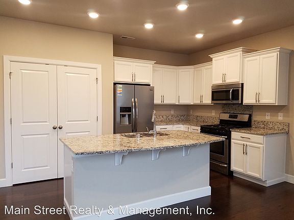 2nd image of 18402 20th Avenue Ct E