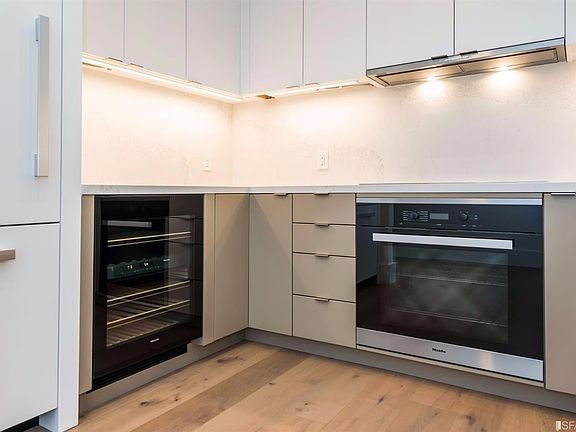 3rd image of 690 Market St #204