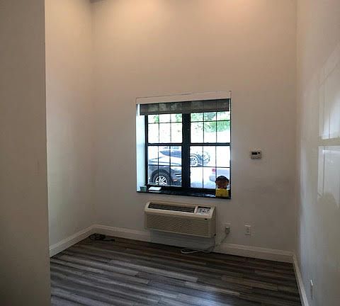 4th image of 141 Alexander Ave #1A