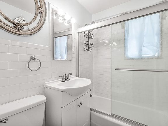 5th image of 308 W 103rd St APT 5A